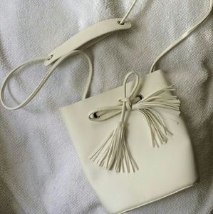 Shoulder or crossbody purse