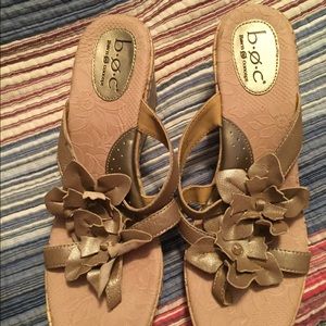 BOC size 11 tan wedges