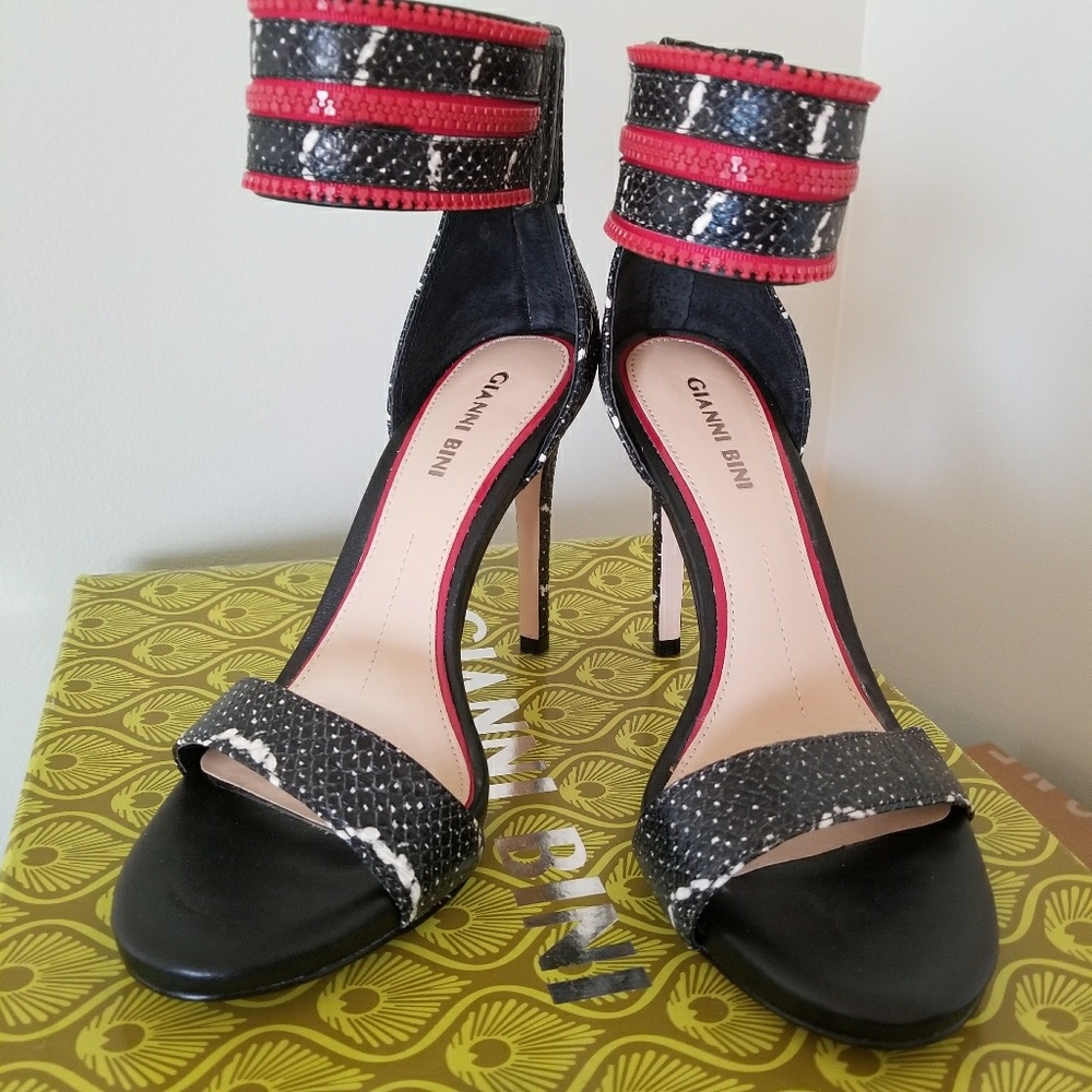 Brand New Gianni Bini Ankle Straps