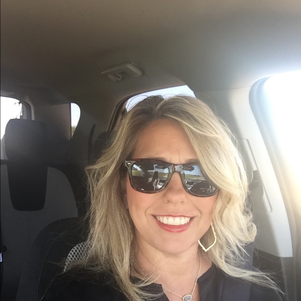 Meet your Posher, Stacey