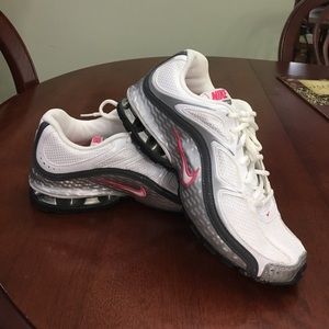 Women's Nike Reax 5