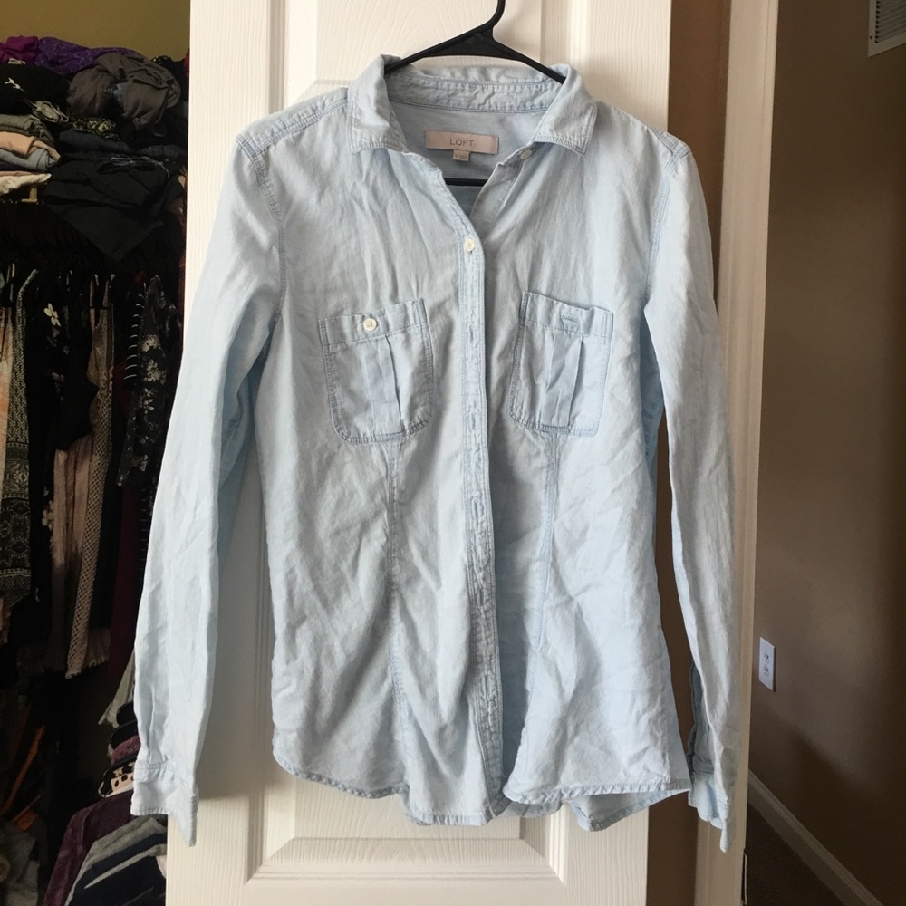 Loft Long sleeve button down shirt