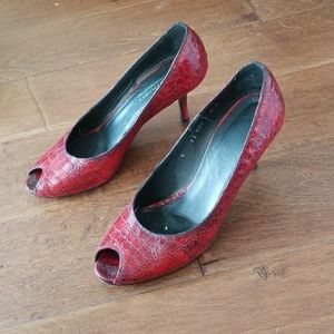 Donald Pliner Couture shoes size 8