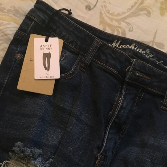 Sold....Fashion Nova Daniel's Jeans - Picture 4 of 7