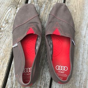 TOMS x Audi Limited- Edition Flats