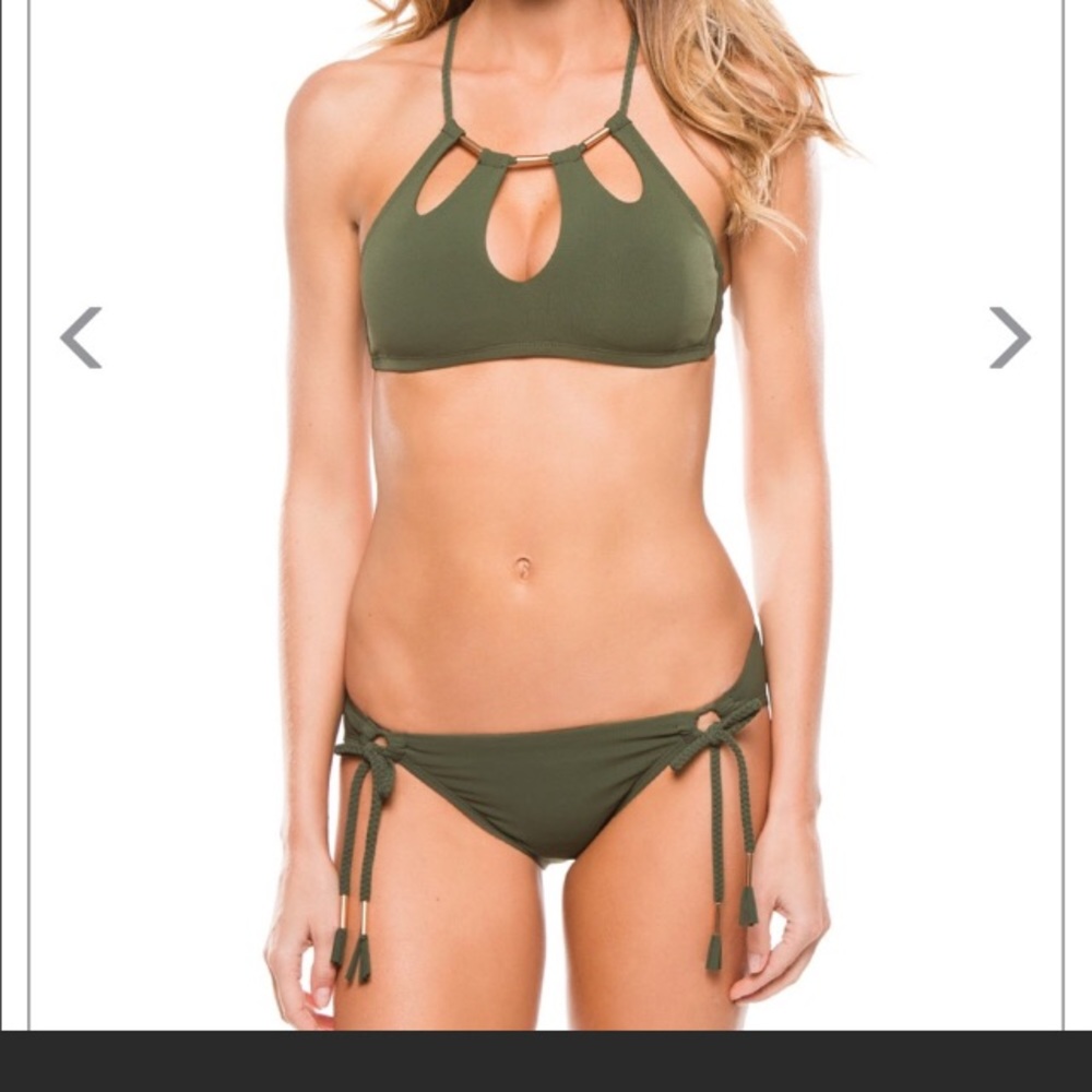 Robin Piccone 2 piece braided swim suit 👒👒👒