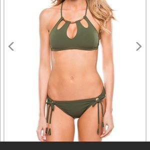 Robin Piccone 2 piece braided swim suit 👒👒👒