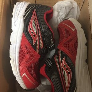 Toddler Red Saucony Size 7W Excellent Condition