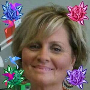 Meet your Posher, Debbie