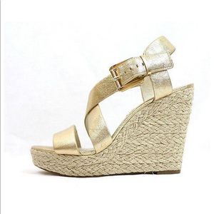 Michael Kors Giovanna wedge