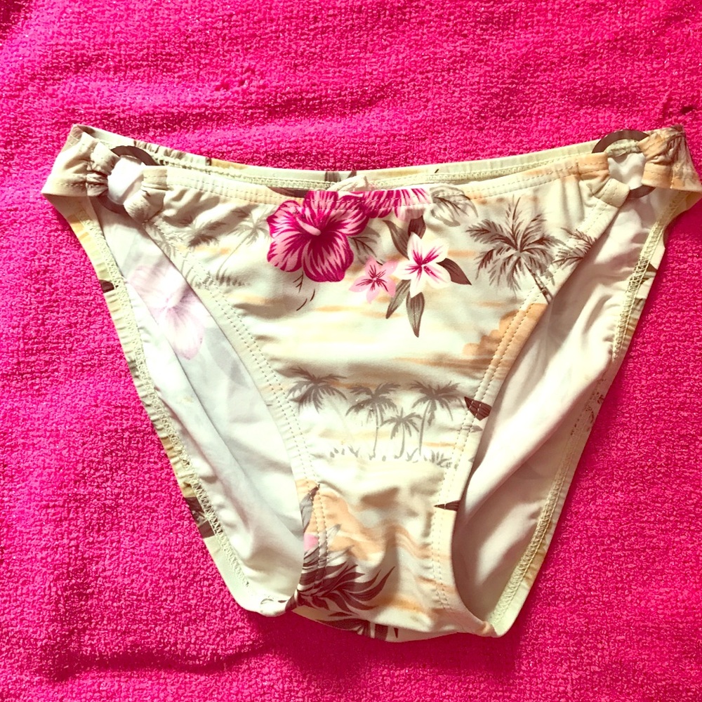 Bathing suit bottom
