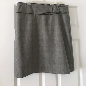 Grey skirt