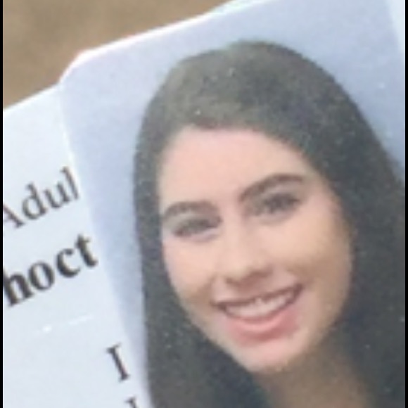 Meet your Posher, Lisa - Picture 1 of 1