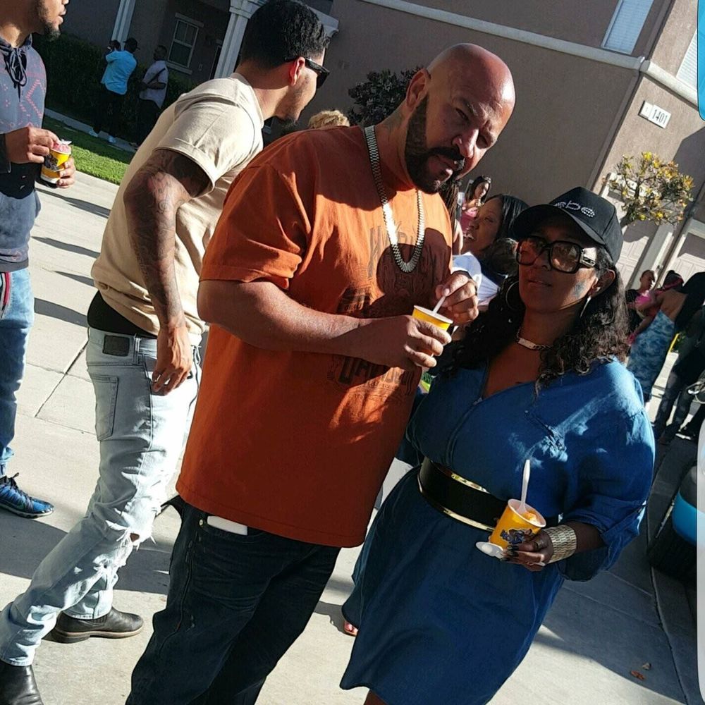 Meet your Posher, Regina