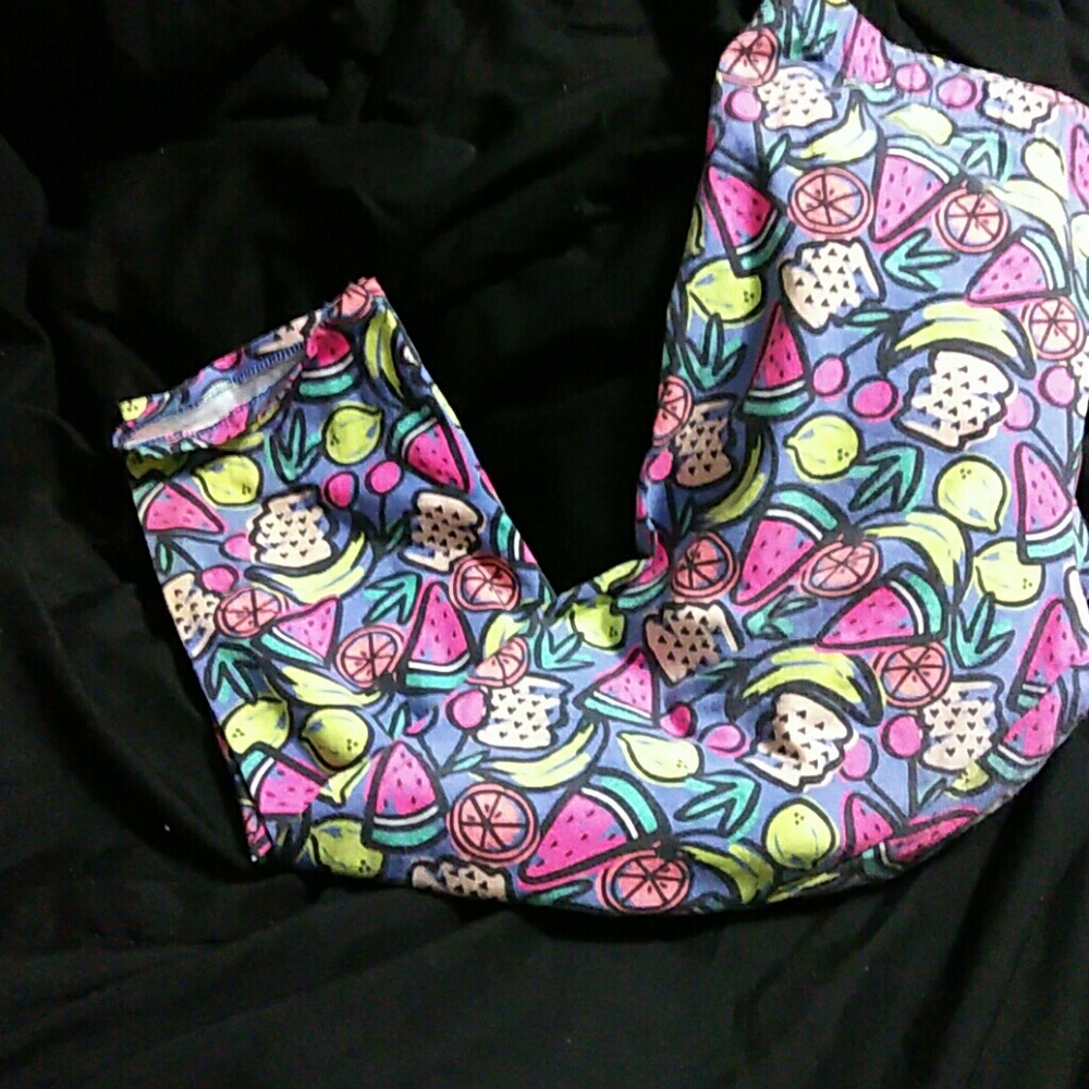 Bnwot summer fun leggings. Kids size XL 14/16