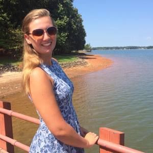 Meet your Posher, Valerie