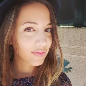 Meet your Posher, Stephanie