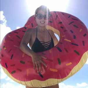 Meet your Posher, Elisa