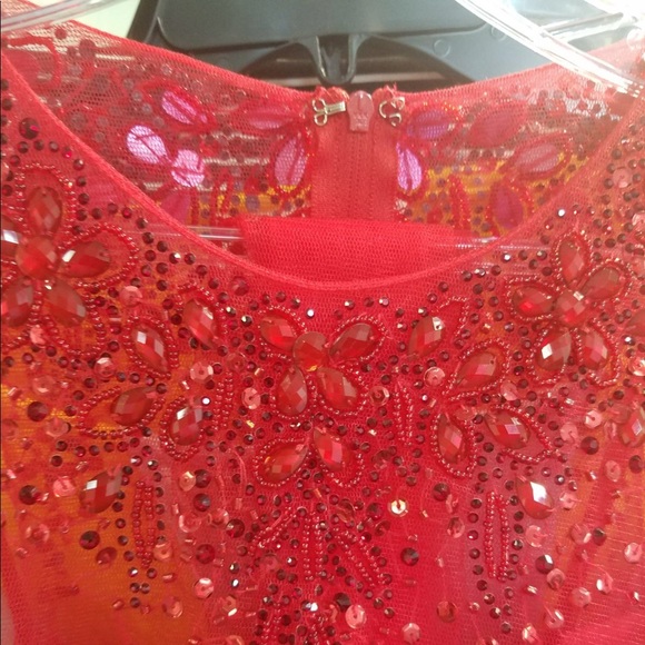 Red flare dress with detachable top 17021 - Picture 6 of 8