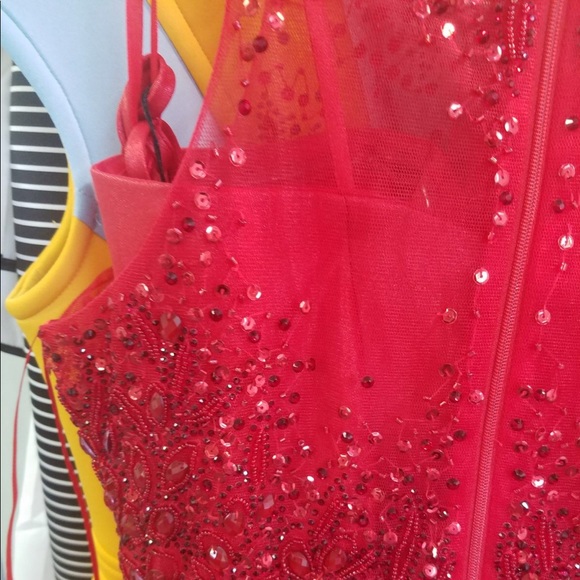 Red flare dress with detachable top 17021 - Picture 7 of 8