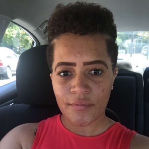 Meet your Posher, Tayah