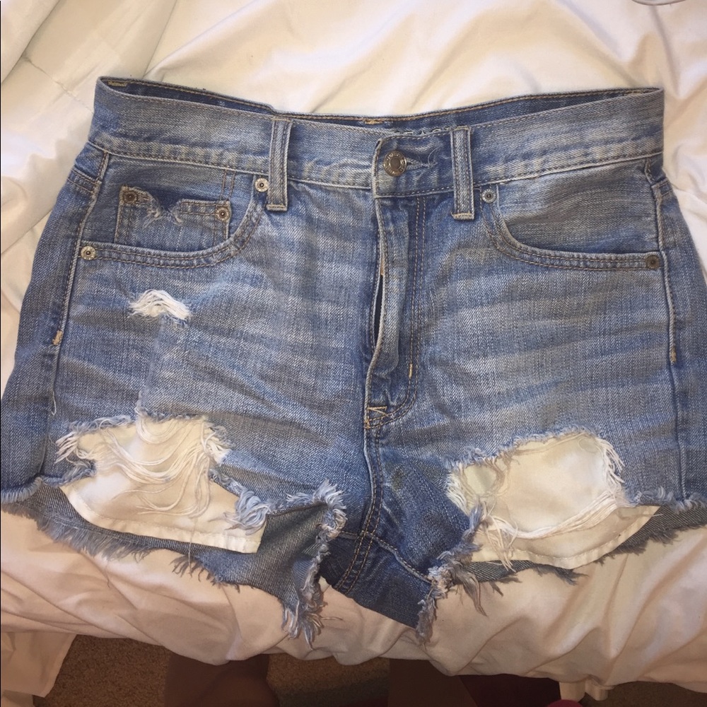 Vintage hi rise jean shorts