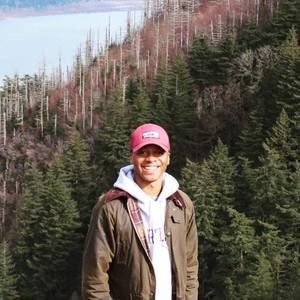 Meet your Posher, Malcolm