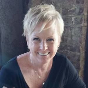 Meet your Posher, Thea