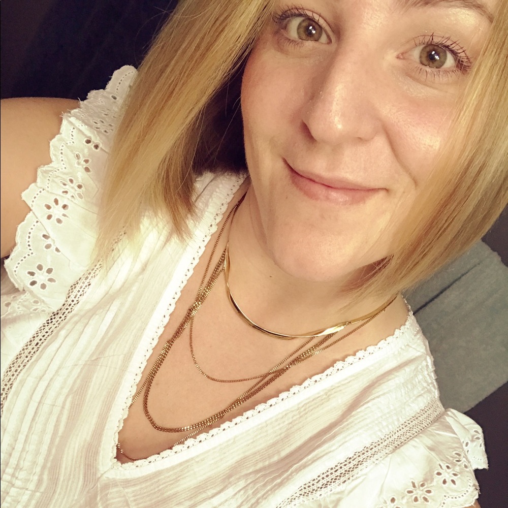Meet your Posher, Joy