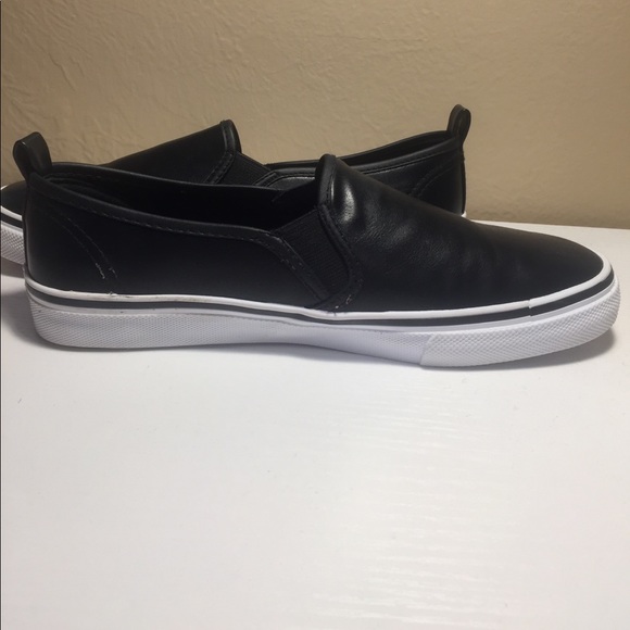 H&M black leather slip-on shoes - Picture 2 of 3