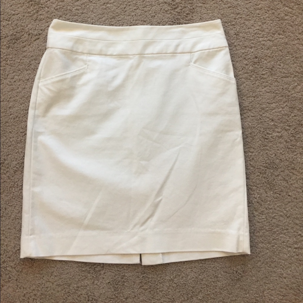 White skirt size 4