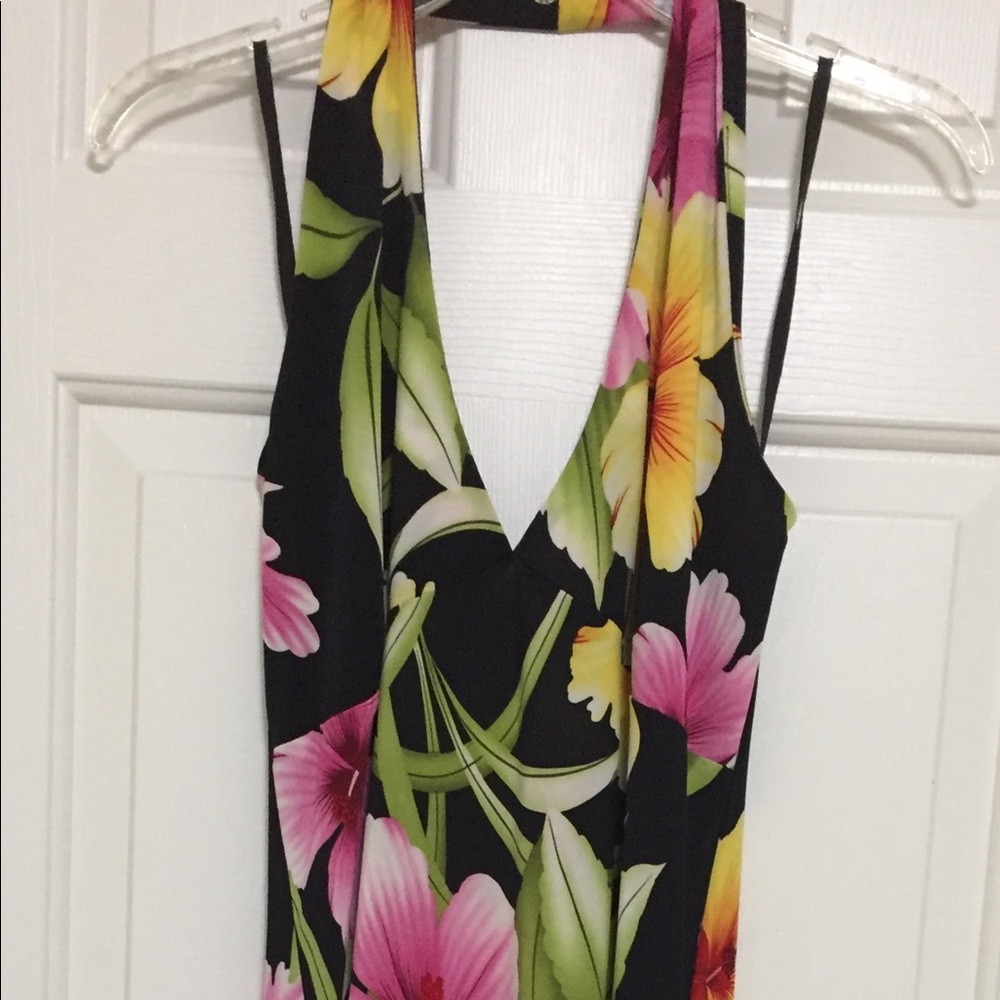 Super sexy! Halter dress with high/low hemline!