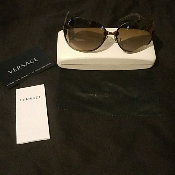 Versace Accessories - Versace sunglasses