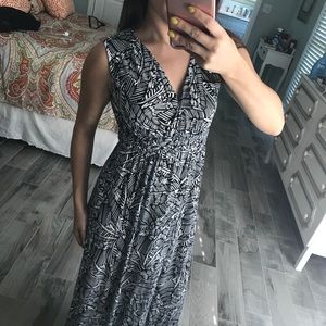 Cable & Gauge Dresses - Black and white print maxi Cable & Gauge Dresses - Black and white print maxi