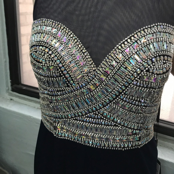 Navy Gown 16077 - Picture 2 of 3