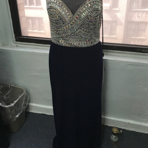 Navy Gown 16077 - Picture 3 of 3