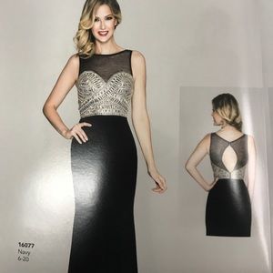 Navy Gown 16077