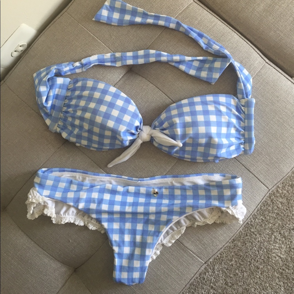 SOLD OUT💙👙Amore+Sorvete by Jesse James Decker.