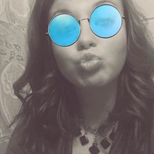 Meet your Posher, Haley