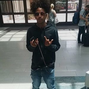 Meet your Posher, Mark