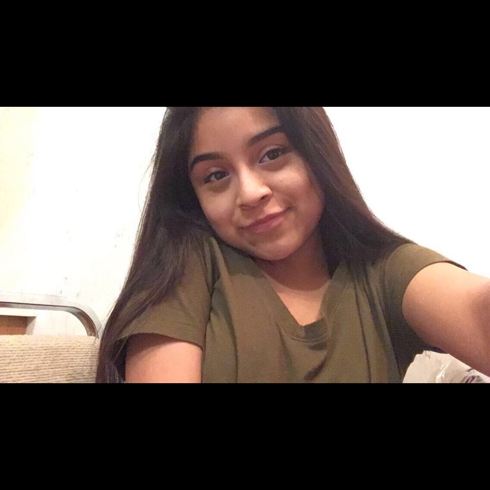 Meet your Posher, Yahiry