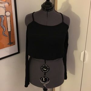 Cold shoulder long sleeved crop top