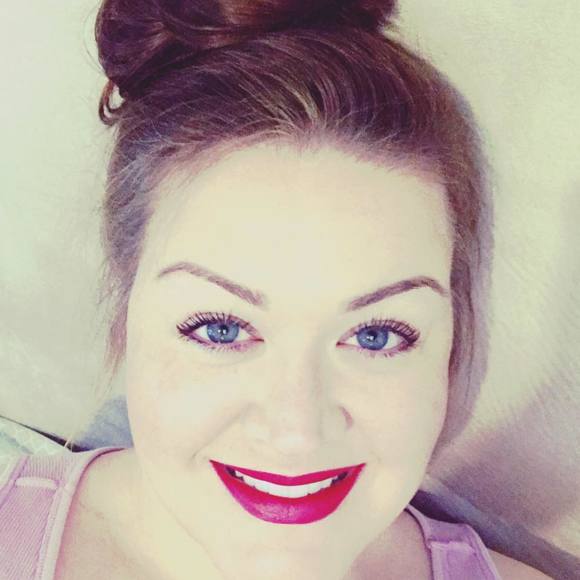 Meet your Posher, Rhiannon - Picture 1 of 1