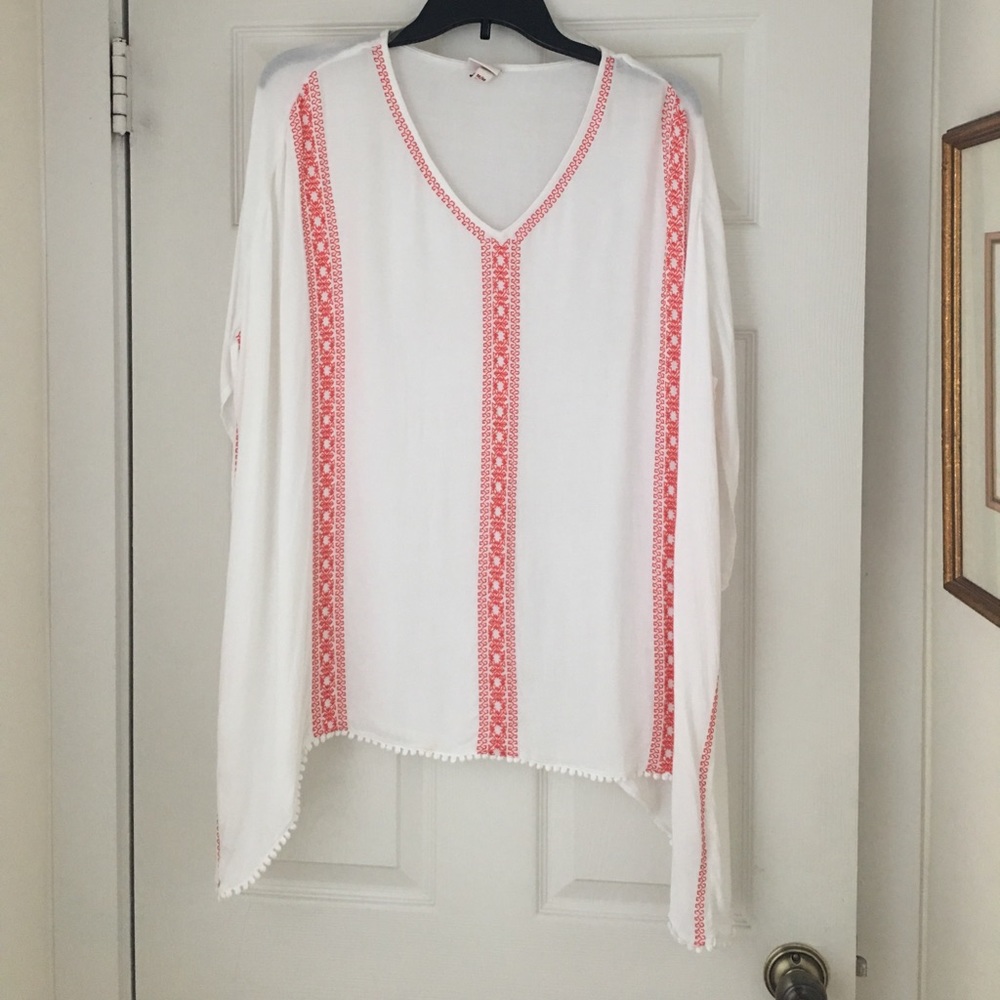 💗 Embroidered White Tunic / Coverup