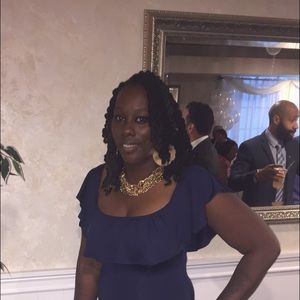 Meet your Posher, Candace