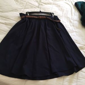 ModCloth Midi Skirt in Navy - Size Large