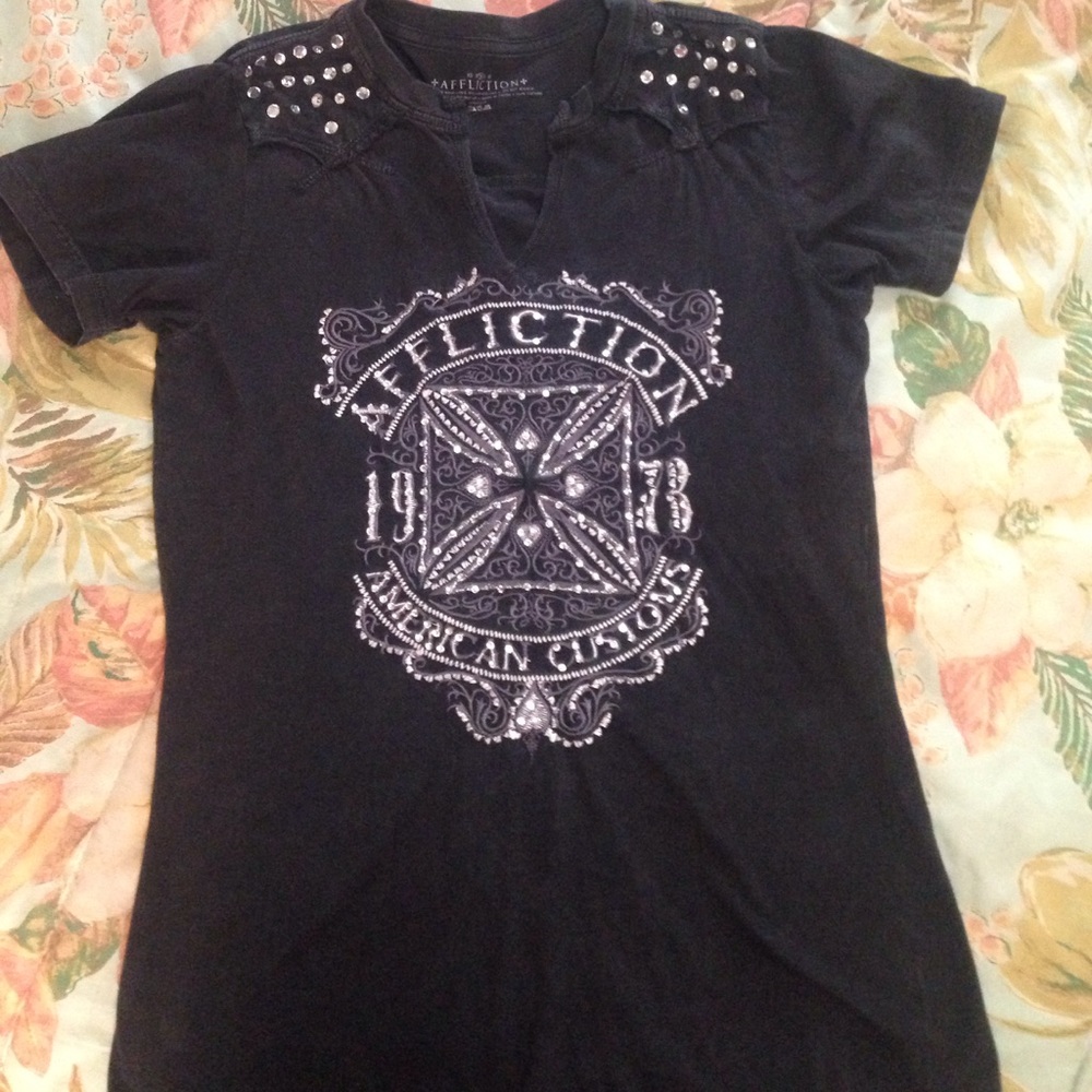 Affliction shirt