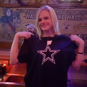 Meet your Posher, Jena