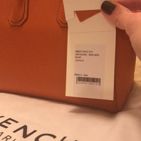100% AUTHENTIC GIVENCHY MINI ANTIGONA BNWT - Picture 6 of 7