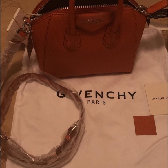 100% AUTHENTIC GIVENCHY MINI ANTIGONA BNWT - Picture 7 of 7
